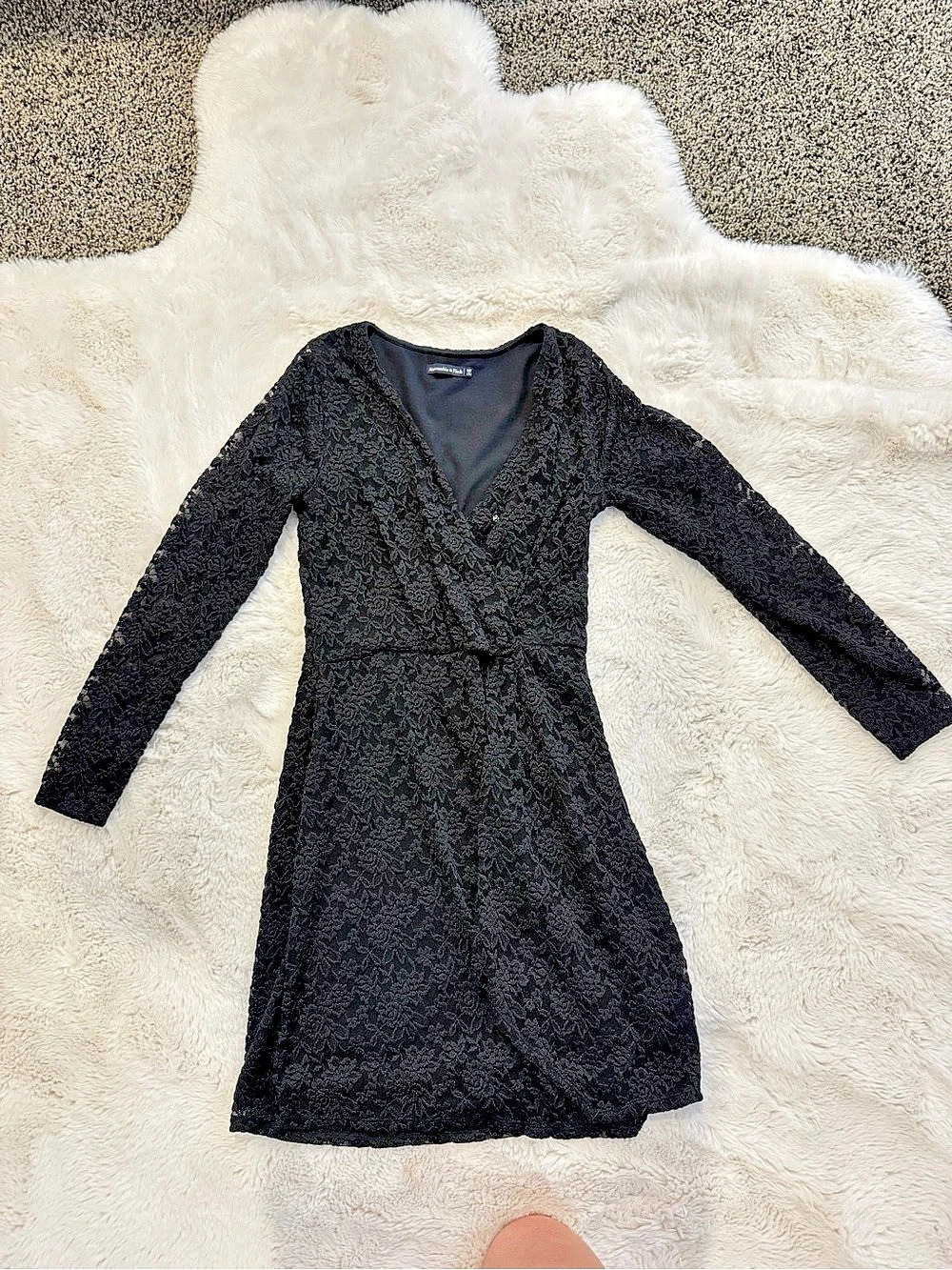 Abercrombie & Fitch Long Sleeve Lace Wrap Mini Dress Black Medium